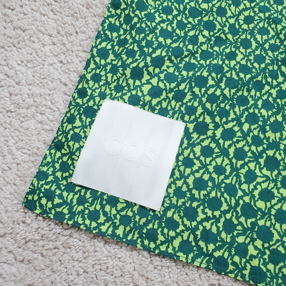 COS Printed Neck Scarf - Picture 6 of 8